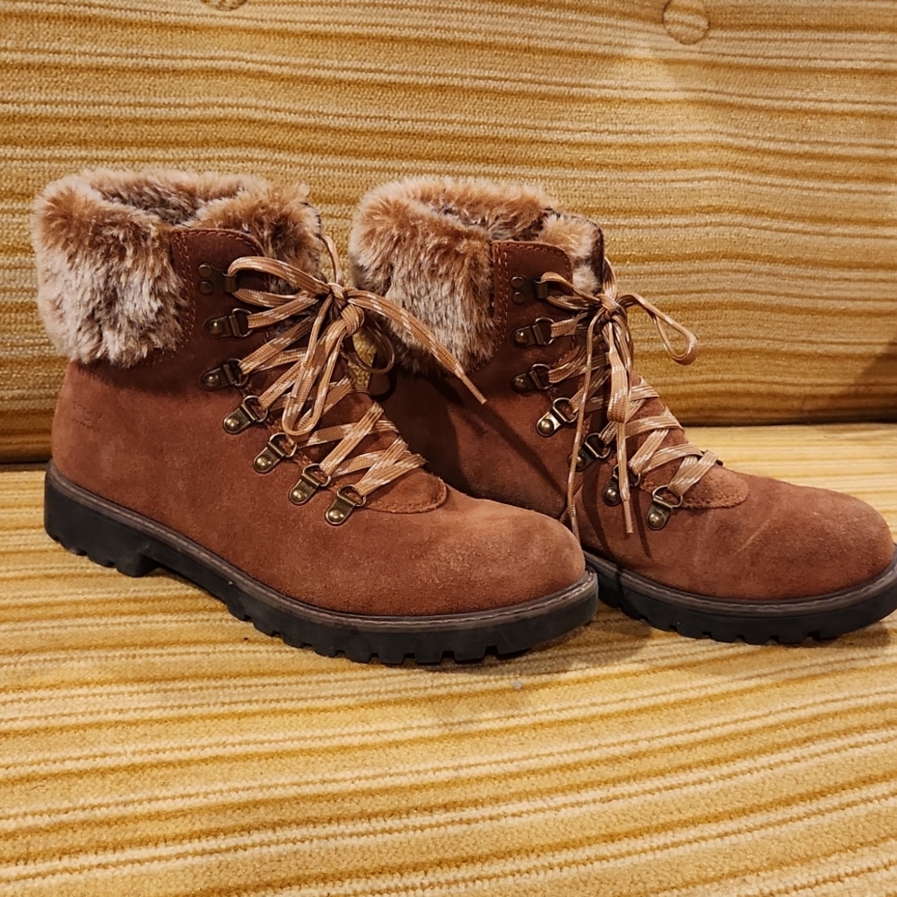 Cougar Brown Ankle Boots with Faux Fur